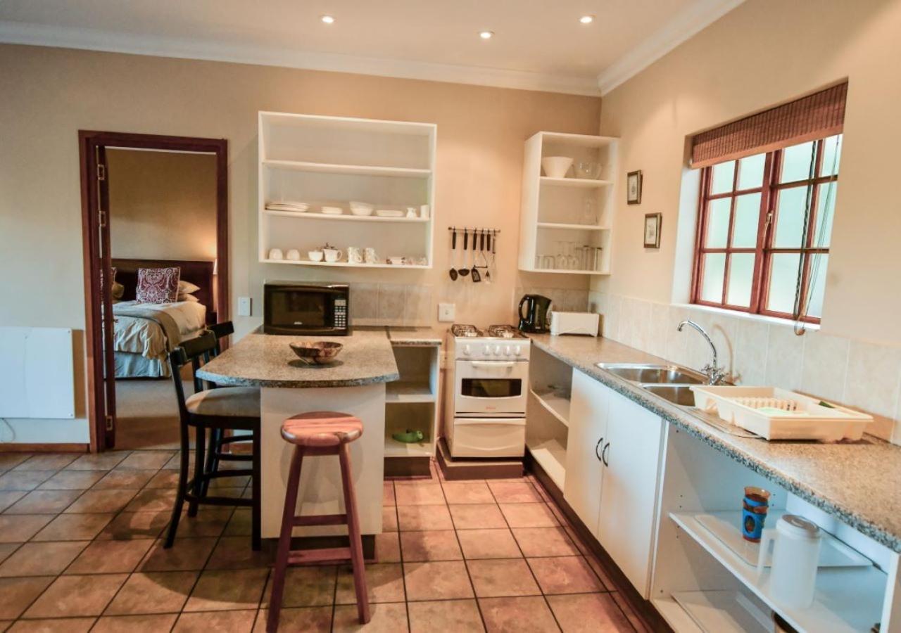 The Clarens Place Luaran gambar